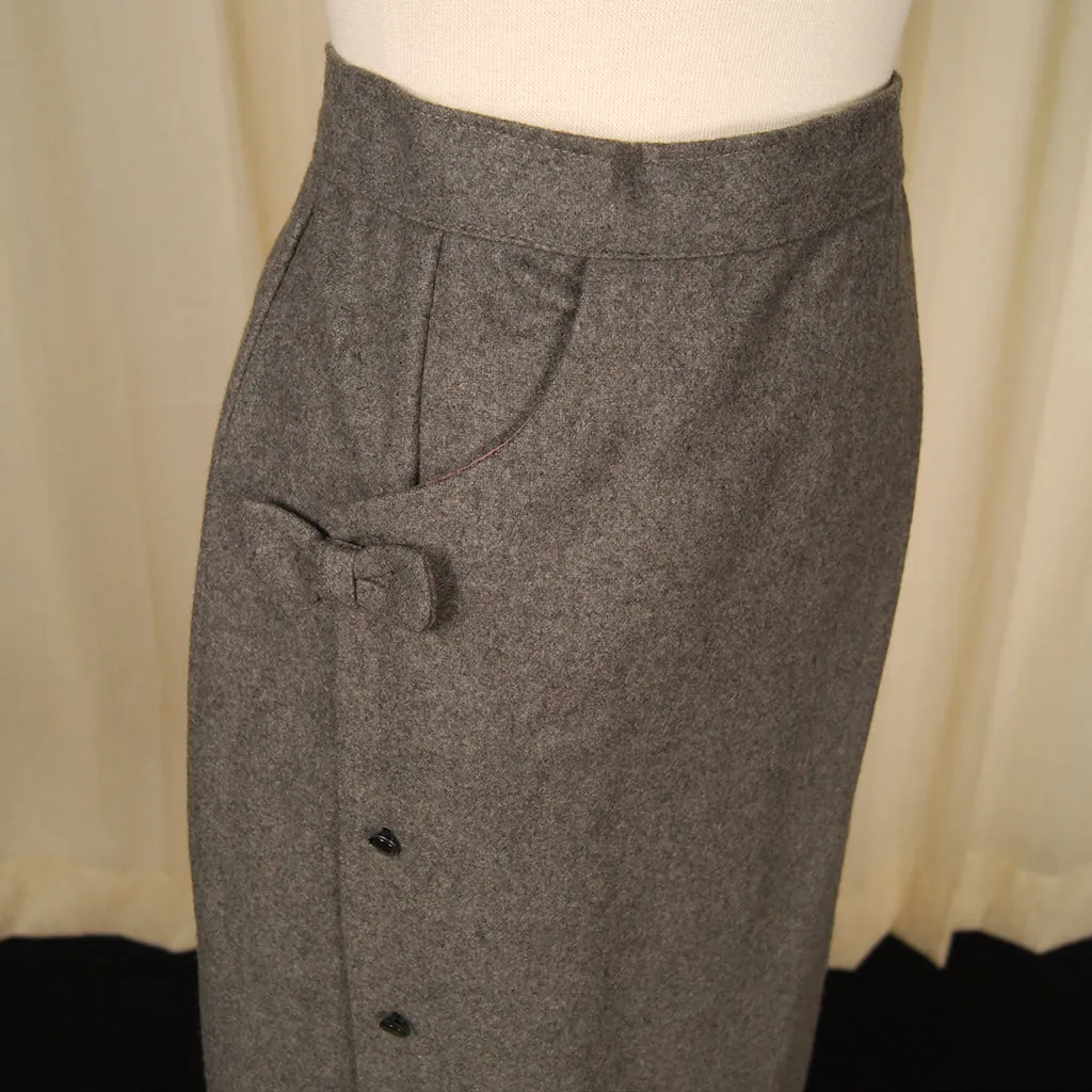 1950s Gray Wool Skirt w Bow