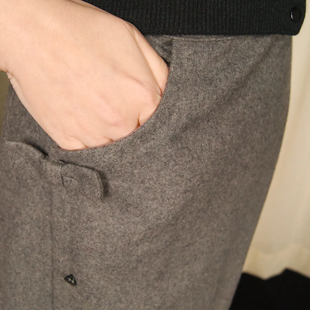 1950s Gray Wool Skirt w Bow