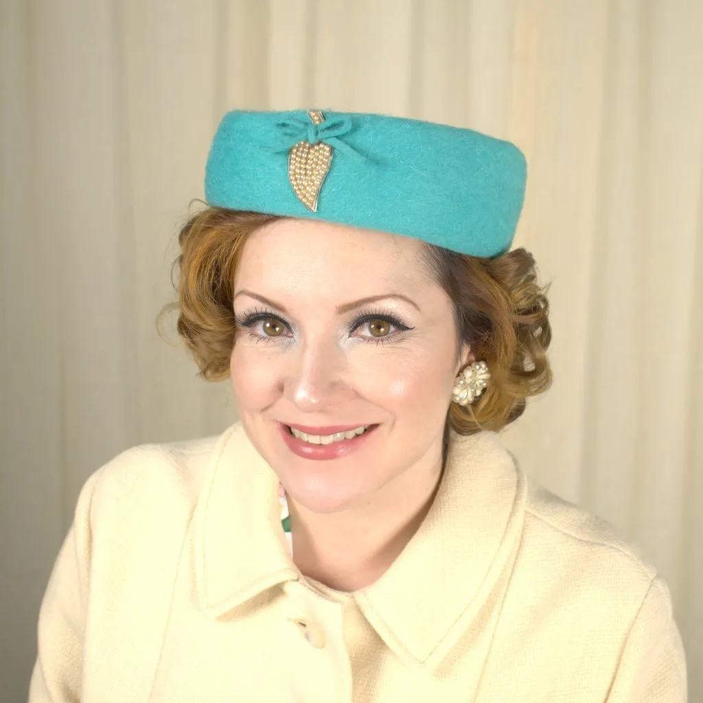 1950s Turquoise & Pearl Hat