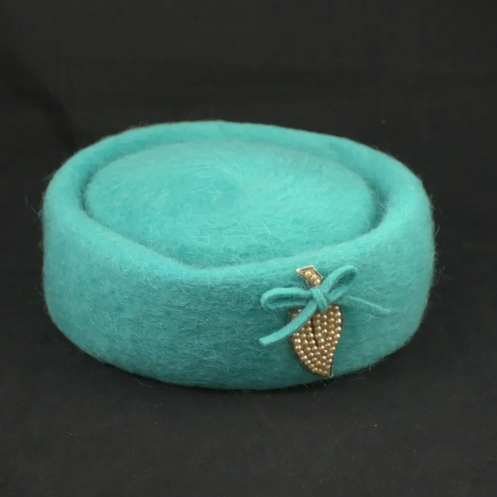 1950s Turquoise & Pearl Hat