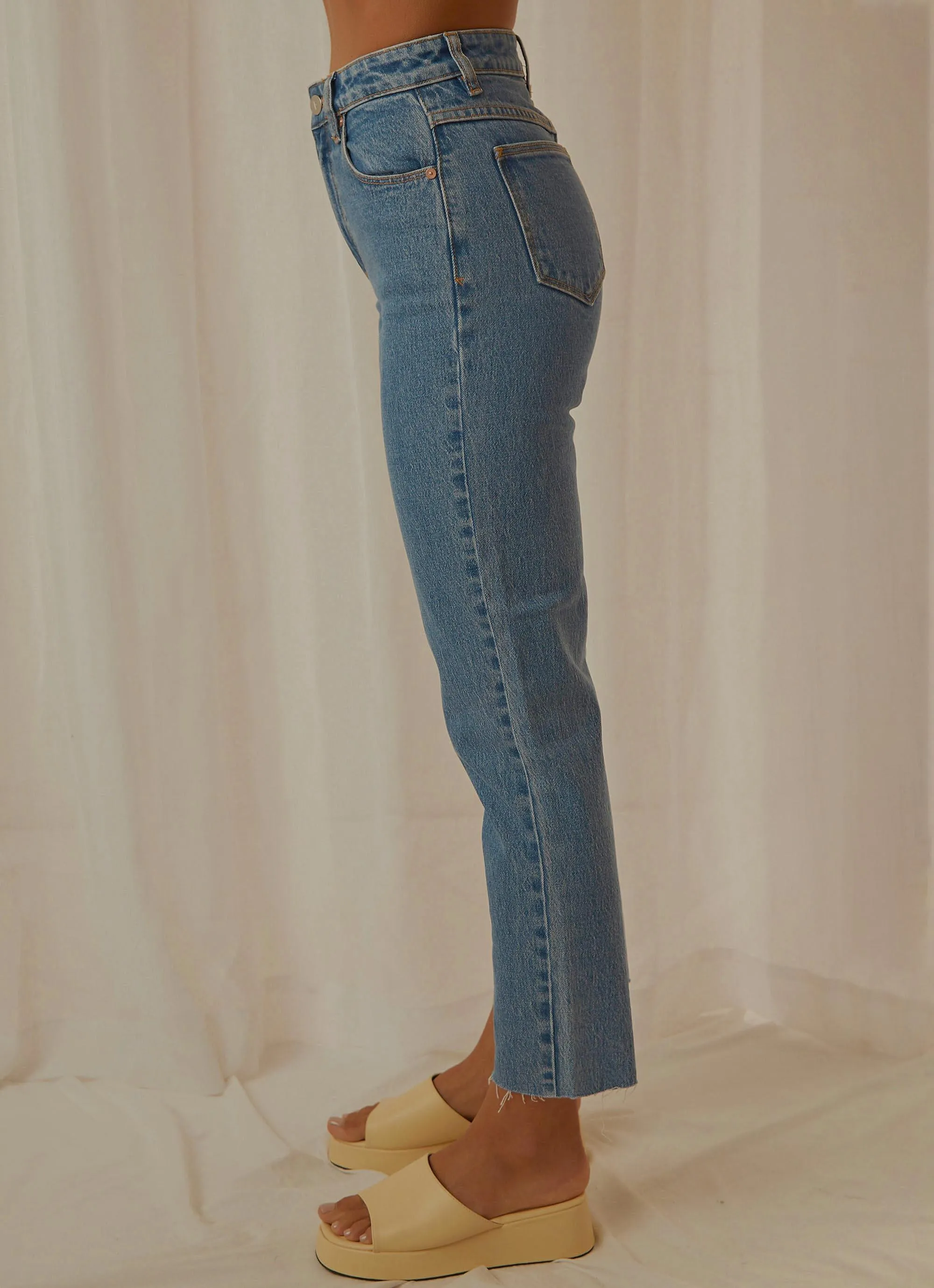 A 94 High Slim Jean - Denise