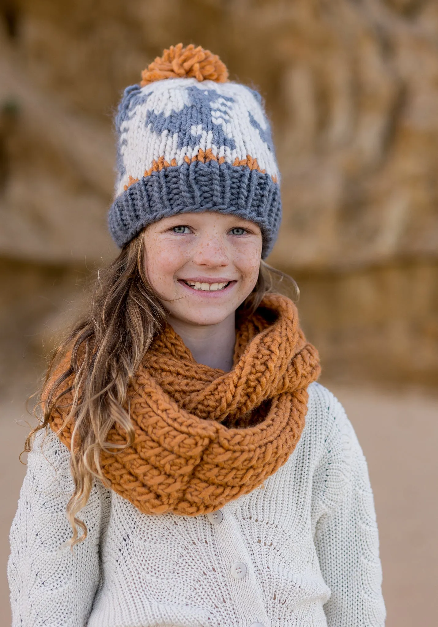 Acorn Dino Beanie - Grey & Caramel