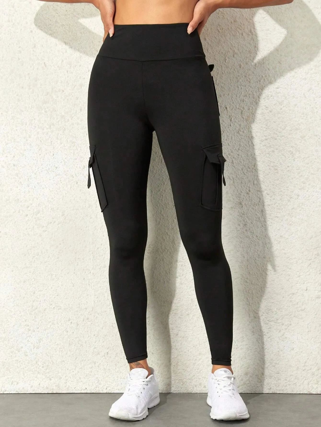 Amelia Flap Pocket Cargo Leggings