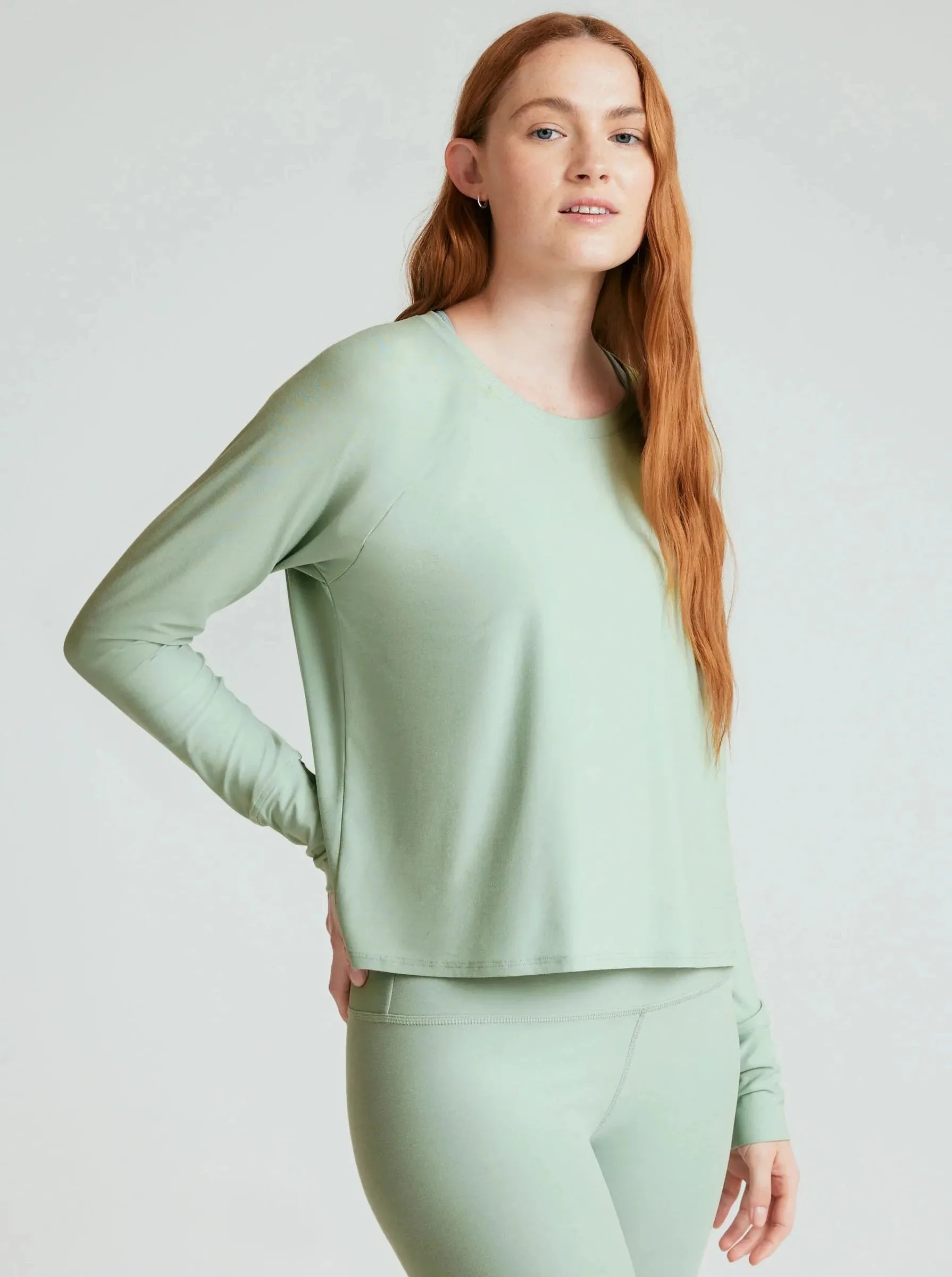 Beyond Yoga Featherweight Daydreamer Pullover - Minty Slate Heather