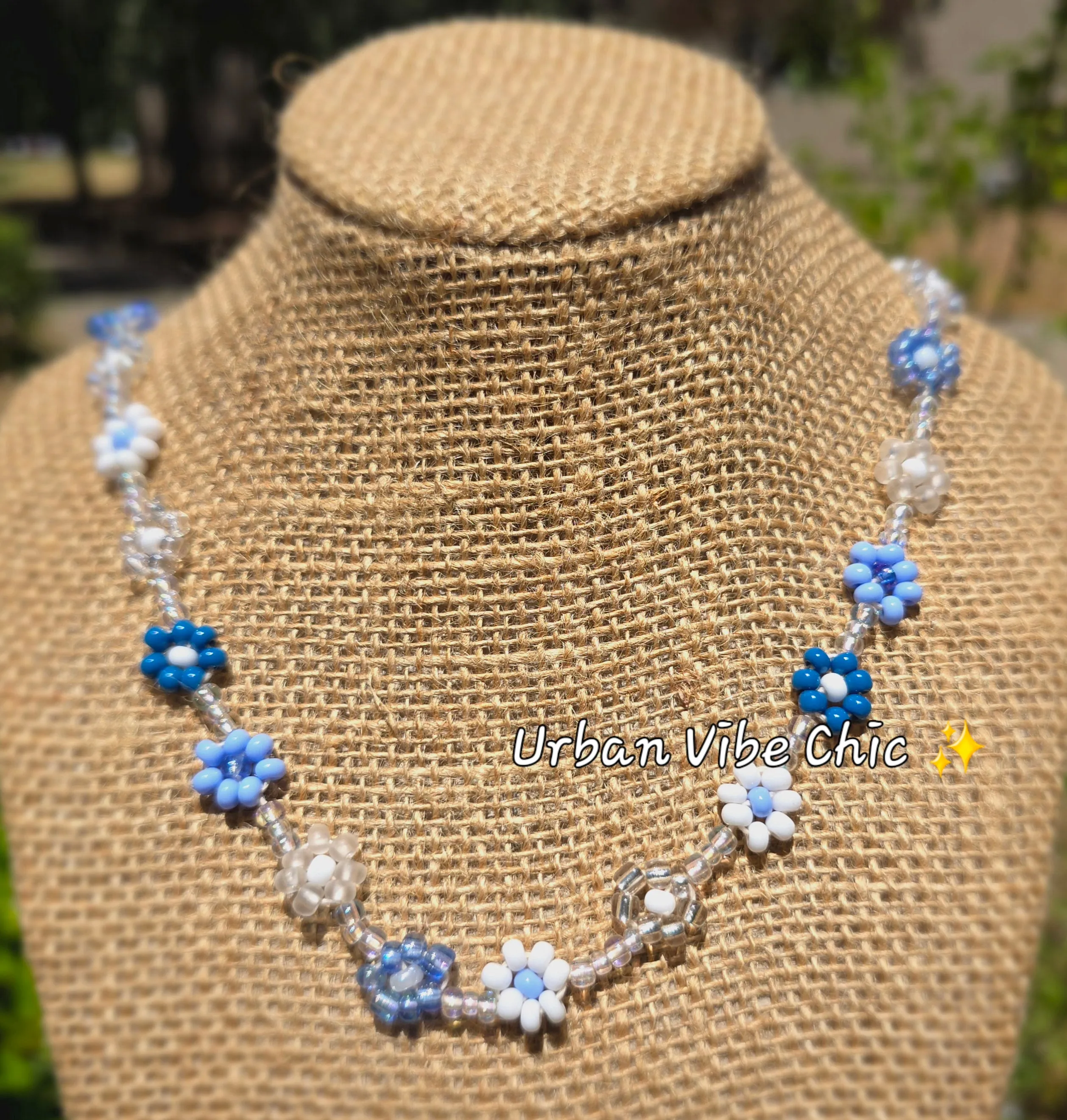 Blue & White Daisy Beaded Necklace |Flower Bead Bead Necklace | Urban Vibe Chic | Seed Bead Jewelry