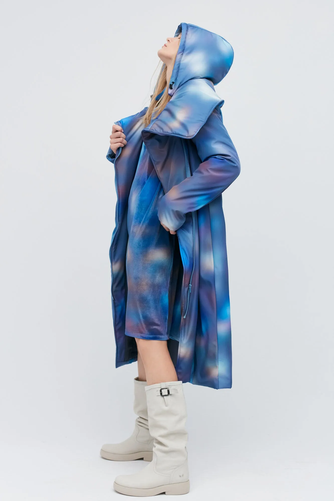 Blue Snow Leo Coat & Bag Free!