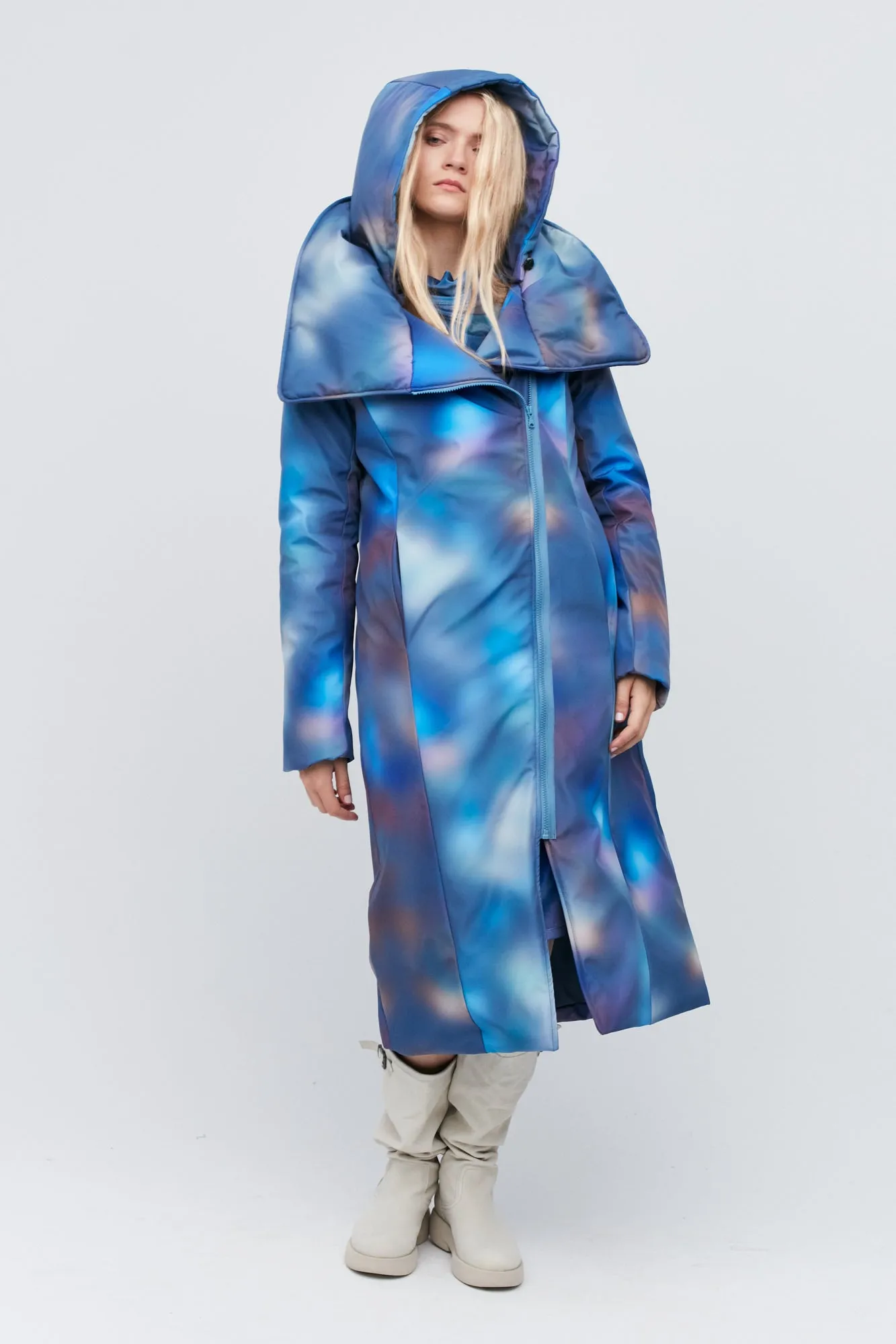 Blue Snow Leo Coat & Bag Free!