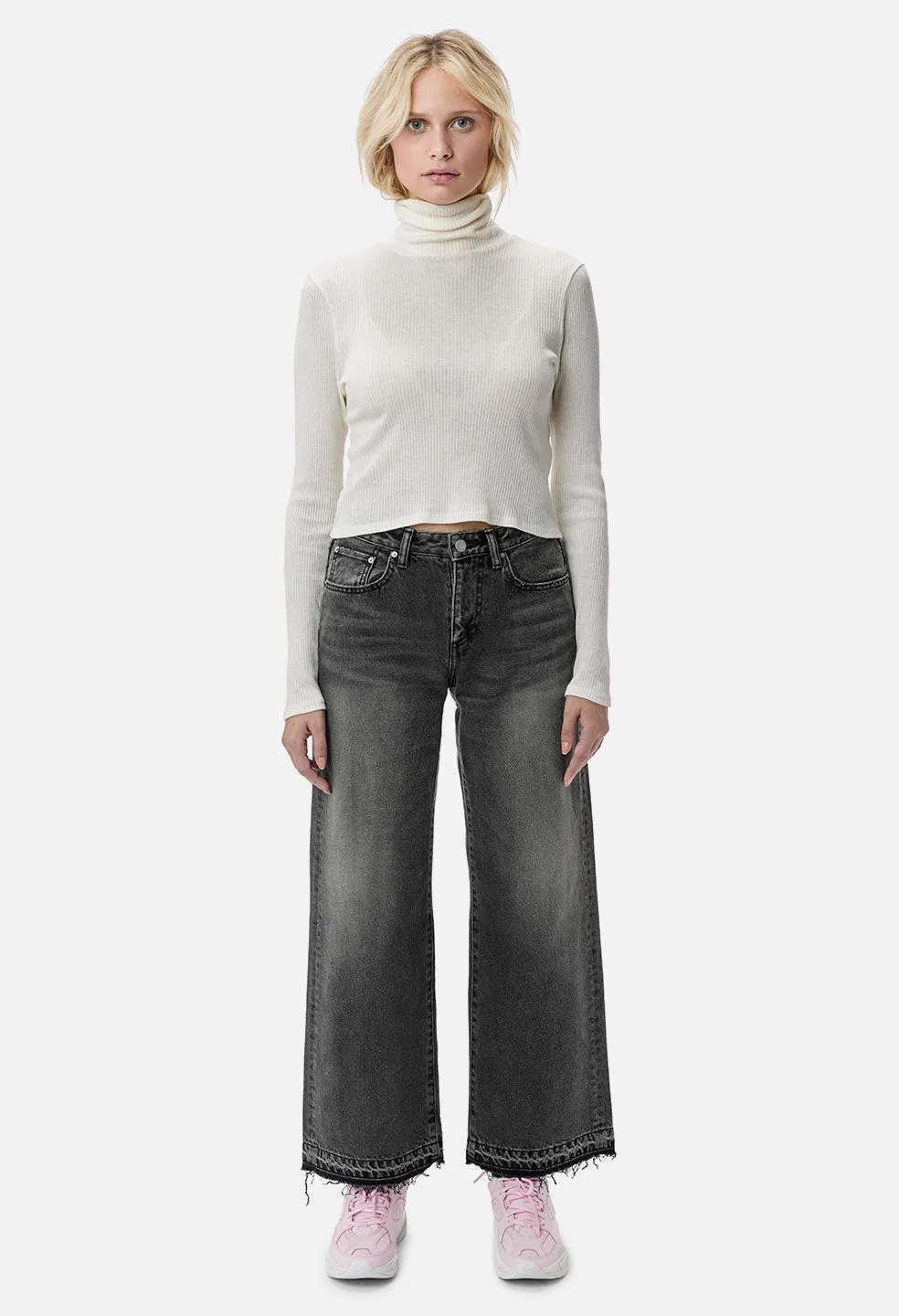 Des Cashmere Rib Turtleneck / Ivory