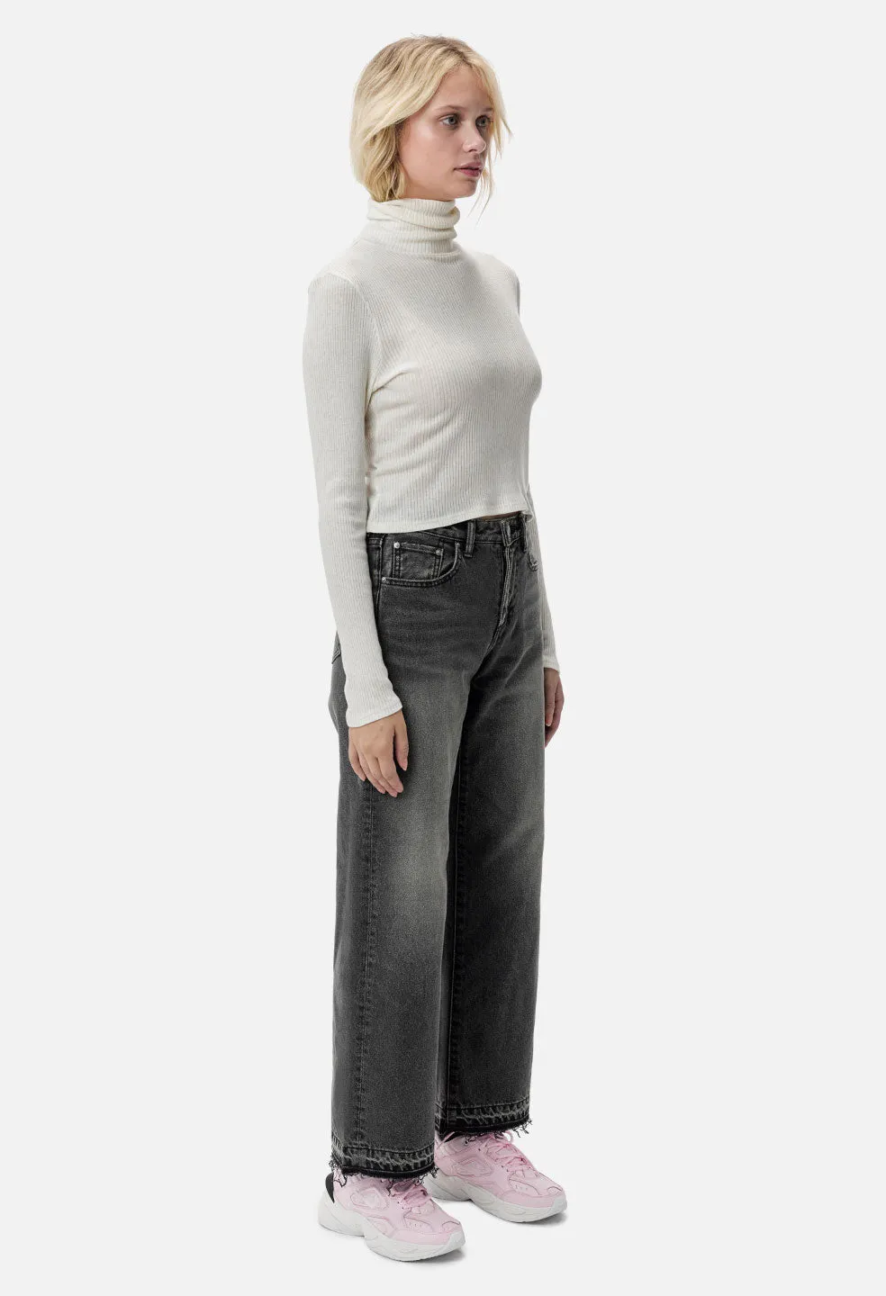 Des Cashmere Rib Turtleneck / Ivory