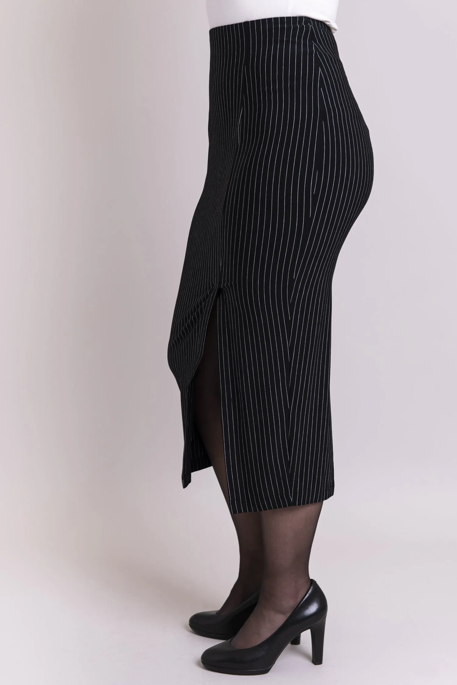 Eva Skirt, BW Pin Stripe, Bamboo - Final Sale