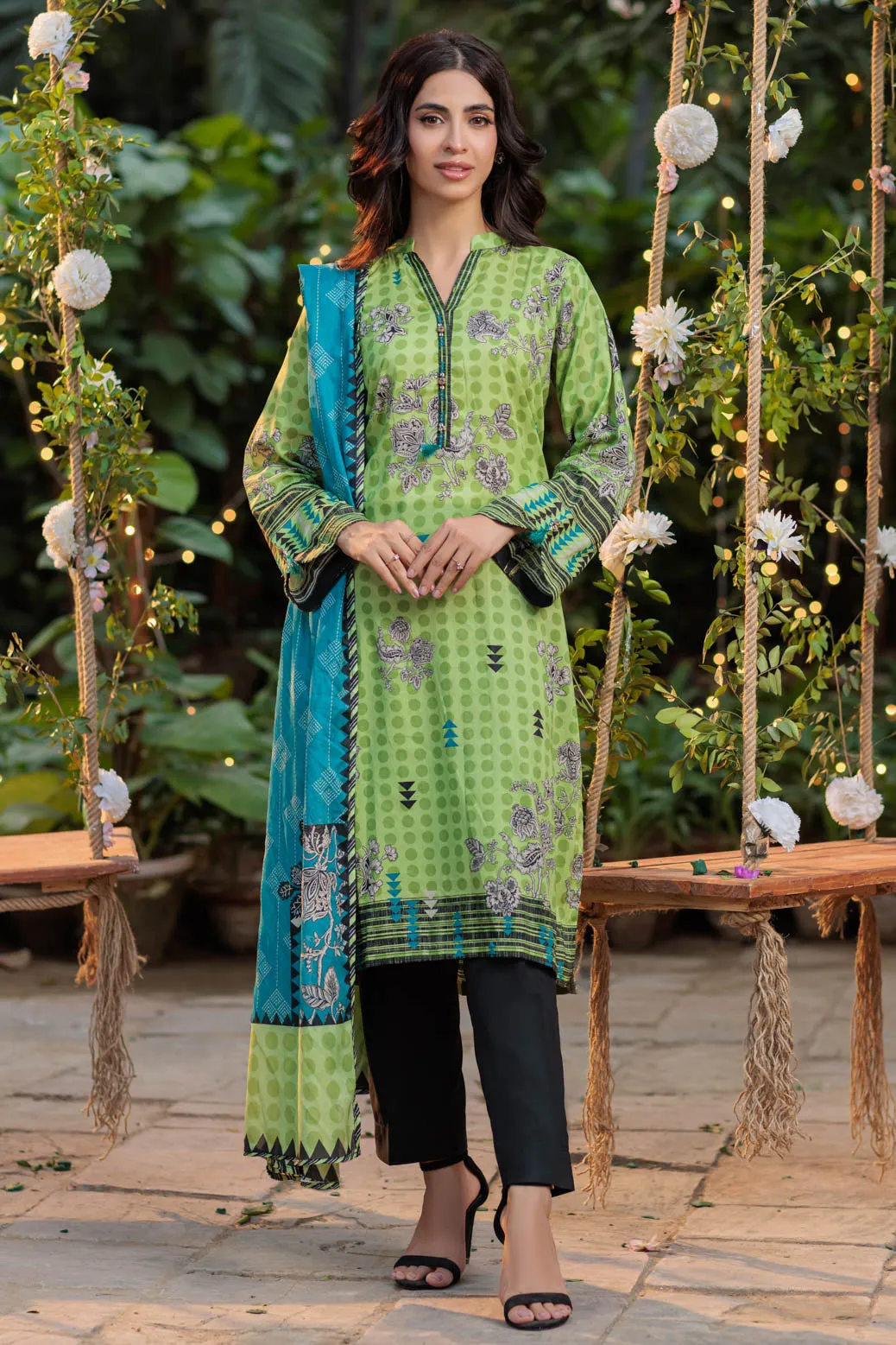 GREEN-LAWN-3 PIECE (BS6243P05) BIN 91 R15