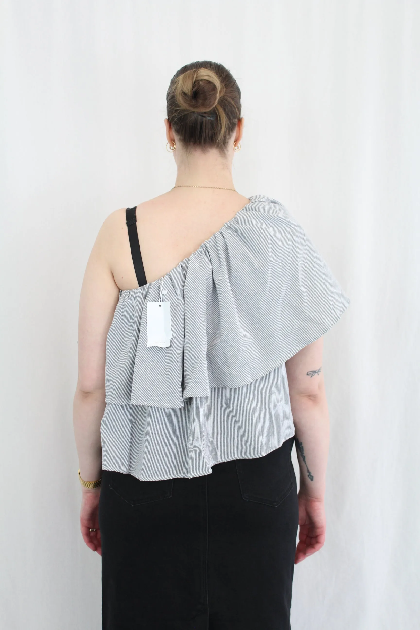 Heidi Frank - Linen One Shoulder NWT Top