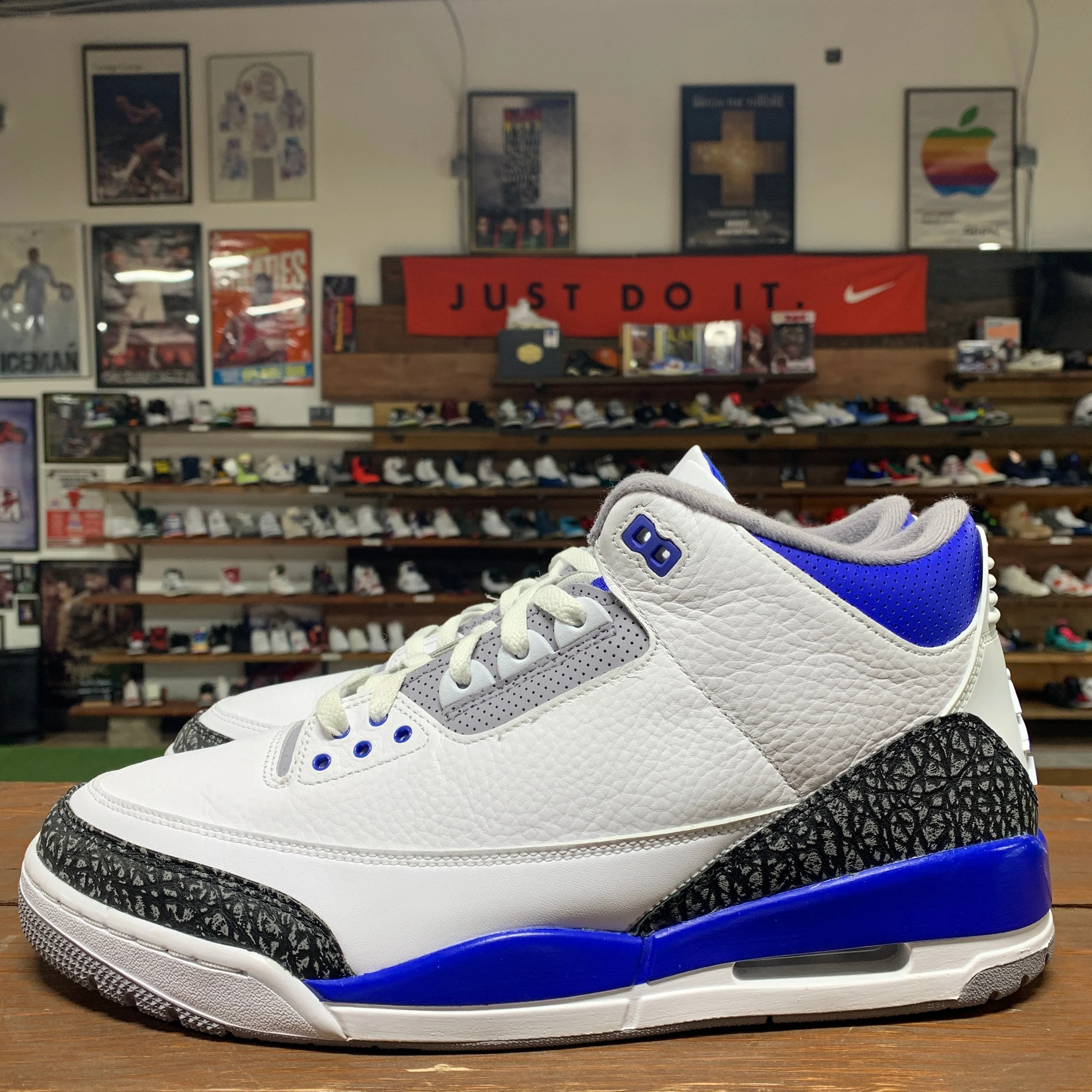 Jordan 3 'Racer Blue' Size 13