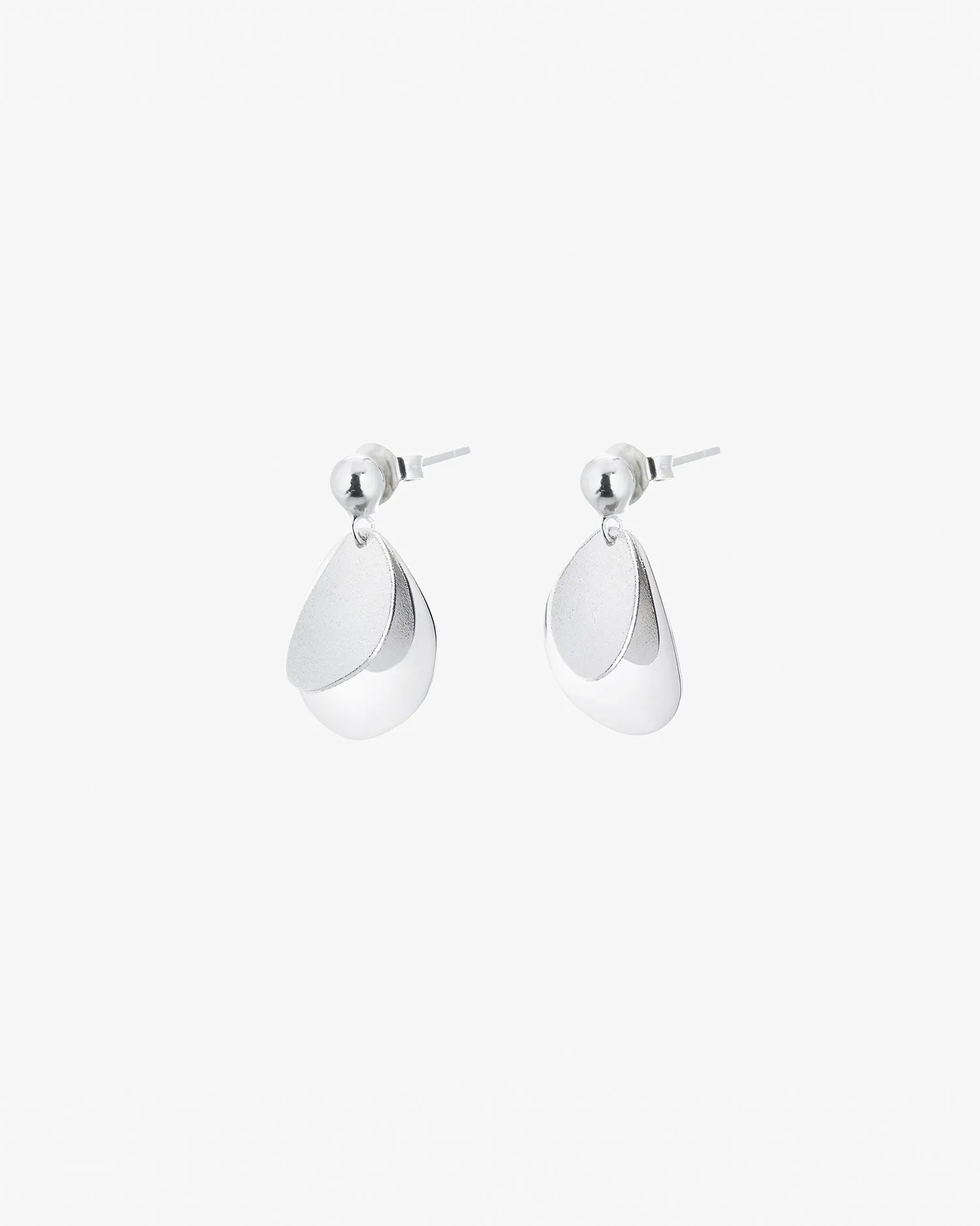 Lakeside drop studs silver