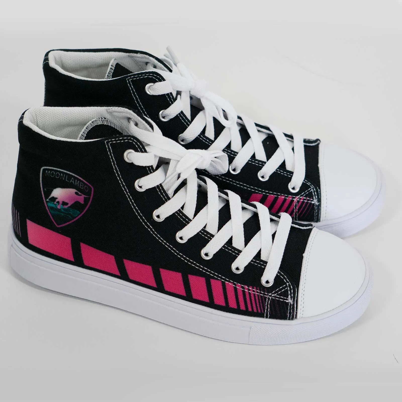 Men's Retrowave Runner Hightop Canvas Shoe