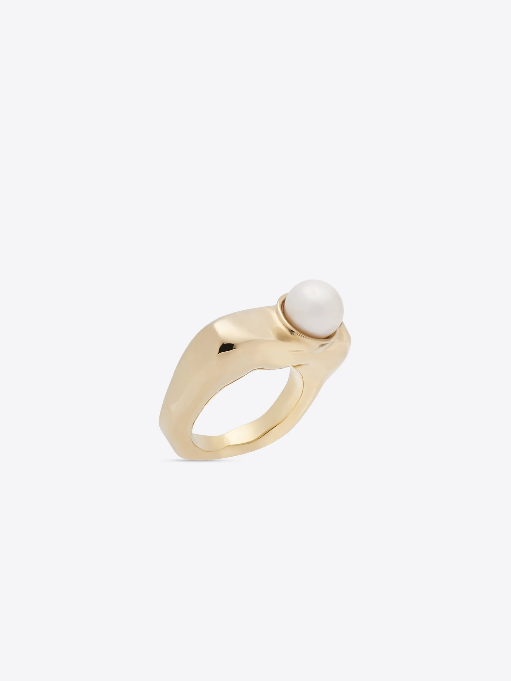 Pearl ring